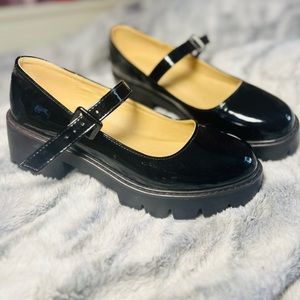 Chunky heel Mary Jane shoes